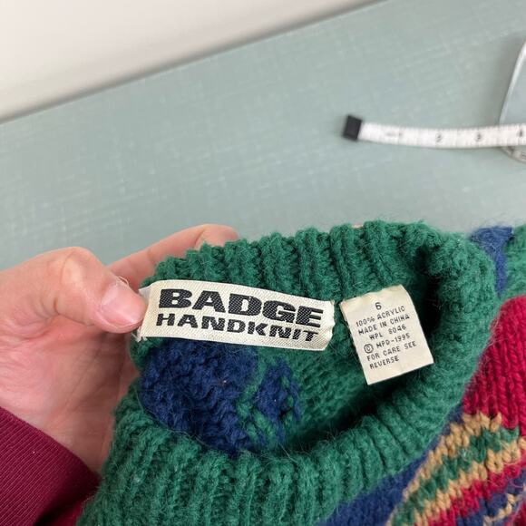 Vintage Badge Handknit Sweater 6 - Picture 4 of 8